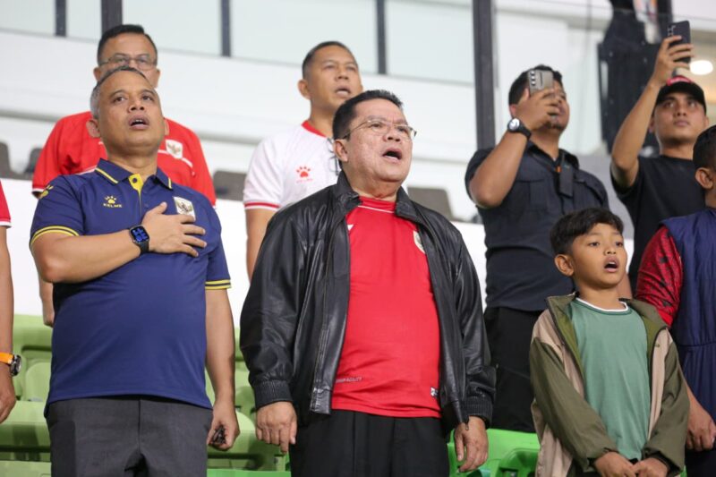 Wali Kota Pematangsiantar Wesly Silalahi menyaksikan semifinal AFF U-19 2026 saat Indonesia kalah 0-1 dari Australia.