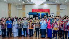 Rico Waas menyiapkan album murottal bagi juara MTQ Kota Medan.