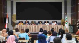 Liswati Wesly Silalahi memimpin rapat persiapan monitoring TP PKK Sumut. Foto: Ist.