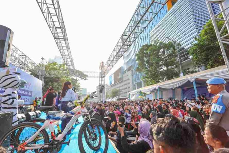 Polda Sumut menggelar Car Free Day HUT Bhayangkara ke-80 di Lapangan Merdeka Medan.