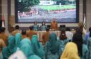Penyerahan bantuan bibit oleh TP PKK Kota Pematangsiantar ke TP PKK Kecamatan di Ruang Serbaguna Pemerintah Kota (Pemko) Pematangsiantar, Senin (15/6/2026).