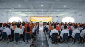 Pelepas 654 petugas Sensus Ekonomi (SE) 2026 dalam kegiatan yang digelar di Aula Melati Kantor Bupati Asahan, Senin (15/6/2026).