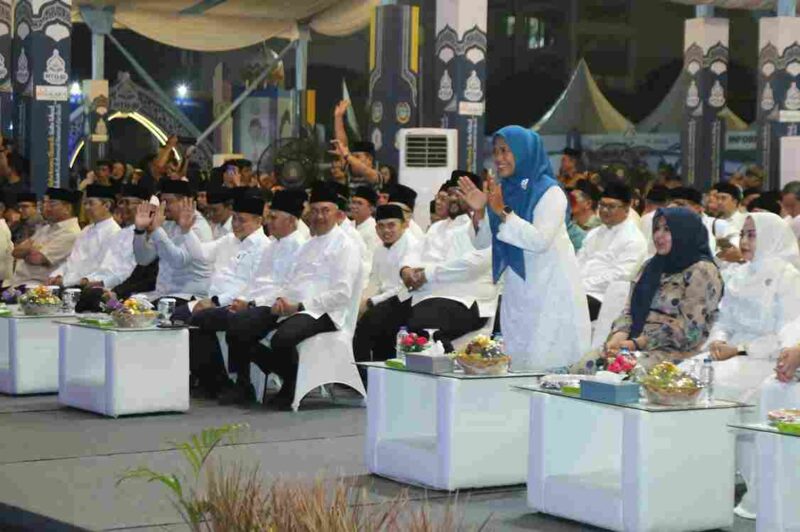 Wakil Wali Kota Herlina menghadiri pembukaan MTQ ke-40 Sumut.