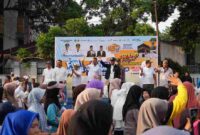 Wali Kota Medan Rico Waas melepas ribuan peserta Fun Walk Pekan KHAS 2026.