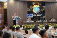 Kapolda Sumut Irjen Pol. Whisnu Hermawan saat memberi pemaparan kepada hadirin.