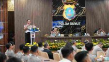 Kapolda Sumut Irjen Pol. Whisnu Hermawan saat memberi pemaparan kepada hadirin.
