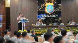 Kapolda Sumut Irjen Pol. Whisnu Hermawan saat memberi pemaparan kepada hadirin.