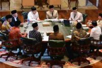 Presiden Prabowo Subianto menerima Menteri dan Wakil Menteri Haji dan Umrah beserta pimpinan DPR RI dan sejumlah anggota Komisi VIII DPR RI di kediaman pribadinya, di Hambalang pada Rabu, 17 Juni 2026.