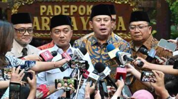 Keterangan Pers Pimpinan Dewan Perwakilan Rakyat (DPR) RI bersama jajaran Kementerian Haji dan Umrah di Hambalang, Kabupaten Bogor, Jawa Barat, pada Rabu, 17 Juni 2026.
