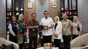 Wali Kota Medan Rico Tri Putra Bayu Waas menerima audiensi jajaran manajemen Bank BJB di Rumah Dinas Wali Kota Medan, Jalan Sudirman, Kamis (18/6/2026).