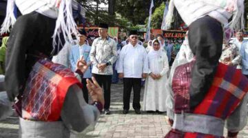 Wali Kota Pematangsiantar Wesly Silalahi membuka FASI XIII Sumut 2026 di Lapangan Adam Malik.