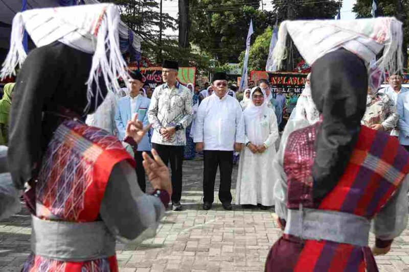 Wali Kota Pematangsiantar Wesly Silalahi membuka FASI XIII Sumut 2026 di Lapangan Adam Malik.