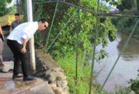 Wali Kota Medan Rico Waas saat melakukan peninjauan lokasi.