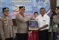 apolres Simalungun AKBP Marganda Aritonang menggelar anjangsana ke anggota yang sakit dan dua panti asuhan dalam rangka memperingati Hari Bhayangkara ke-80 Tahun 2026.