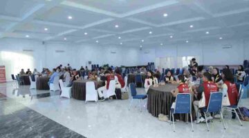 Wakil Bupati Asahan menyambut Tim KKN-PPM UGM Yogyakarta. Sebanyak 24 mahasiswa akan mengabdi selama 50 hari di tiga desa Kabupaten Asahan.