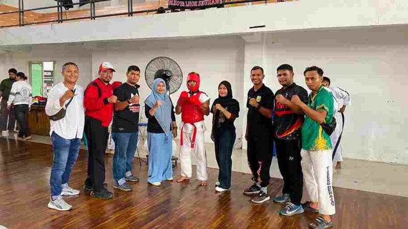 Foto bersama para Atlet. 