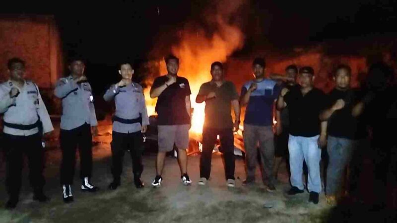 Polsek Kualuh Hulu menggerebek lokasi yang diduga menjadi sarang narkoba di Labura.