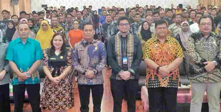 Sekda Simalungun membuka Business Matching SPPG dan UMKM.