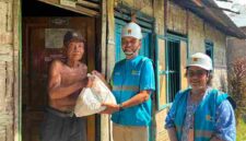 Penyaluran Paket Sembako oleh PT PLN (Persero) Unit Pelaksana Pelayanan Pelanggan (UP3) Pematangsiantar.