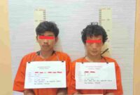 Sat Resnarkoba Polres Tapanuli Tengah menangkap dua pria terduga pengedar sabu di Sorkam Barat.