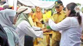 Bupati Simalungun Anton Achmad Saragih menghadirkan pelayanan terpadu di Bandar Masilam serta menyampaikan rencana perbaikan sejumlah ruas jalan tahun 2026.