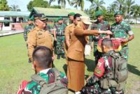 Pelepas keberangkatan Satuan Tugas (Satgas) Pengamanan Perbatasan Statis Republik Indonesia–Papua Nugini Tahun Anggaran 2026 dari Yonif 122/Tombak Sakti (TS). Pelepasan tersebut berlangsung Selasa (30/6/2026) pagi di Lapangan Markas Komando (Mako) Yonif 122/TS, Jalan Melanthon Siregar, Nagori Silau Malaha, Kecamatan Siantar, Kabupaten Simalungun.