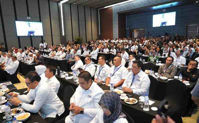 Bupati Samosir menghadiri Rakernas XVII APKASI di Batam.