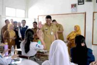 Bobby Nasution membuka MPLS 2026 se-Sumut di Binjai dan mengajak peserta didik menghormati guru, orang tua, serta menciptakan sekolah yang bebas kekerasan.