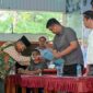 Gubernur Sumut, Bobby Nasution berdiskusi dengan masyarakat Kecamatan Sirombu, Kabupaten Nias Barat, Sabtu (18/7/2026). 