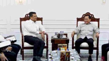 Gubernur Sumatera Utara (Sumut) Bobby Nasution menerima kunjungan Ketua Umum Persatuan Bolavoli Seluruh Indonesia (PBVSI) Imam Sudjarwo di ruang kerja Kantor Gubernur Sumut Jalan Diponegoro Kota Medan, Kamis (30/7/2026).