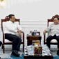 Gubernur Sumatera Utara (Sumut) Bobby Nasution menerima kunjungan Ketua Umum Persatuan Bolavoli Seluruh Indonesia (PBVSI) Imam Sudjarwo di ruang kerja Kantor Gubernur Sumut Jalan Diponegoro Kota Medan, Kamis (30/7/2026).