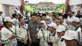 Bobby Nasution saat menghadiri penutupan Pelatihan dan Pendidikan Tani Merdeka Sumut-Aceh yang berlangsung di Aula Badan Pengembangan Sumber Daya Manusia (BPSDM) Provinsi Sumatera Utara, Kota Medan, pada Selasa (28/7/2026).