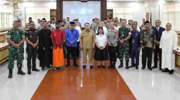 Wali Kota Pematangsiantar Wesly Silalahi menghadiri Doa Bersama Lintas Agama menjelang HUT Bhayangkara ke-80.