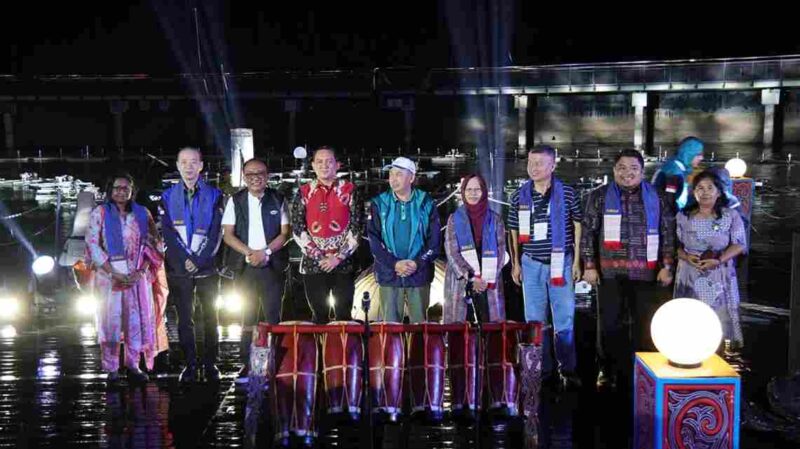 The 7th Geotourism Festival (Geofest) and International Conference  2026 yang digelar di Kawasan Waterfront City Pangururan berlangsung meriah dan sukses menyedot perhatian ribuan wisatawan, 02/07/2026.