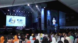 Bupati Asahan menghadiri pembukaan PRSU ke-50 Tahun 2026 di Medan.