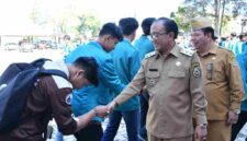 Pemerintah Kabupaten Samosir kembali dipercaya menjadi lokasi pelaksanaan Kuliah Kerja Nyata (KKN) Universitas Negeri Medan (UNIMED). Pada Senin (6/7/2026),