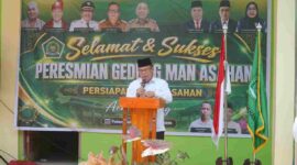 Wakil Bupati Asahan meresmikan Gedung Persiapan MAN 3 Asahan di Aek Ledong