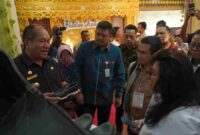Ketua Tim Komisi VII DPR RI dan Gubernur Sumut mengunjungi Paviliun Asahan di PRSU 2026.