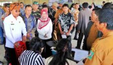 Bupati Simalungun Anton Achmad Saragih menghadirkan pelayanan terpadu di Pematang Silimahuta, menyerap aspirasi warga, dan mempercepat pembangunan daerah.