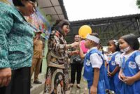 Bunda PAUD Pematangsiantar menghadiri pembukaan MPLS di UPTD TK Pembina Negeri 2