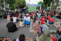 Sekda Pematangsiantar membuka Siantar Car Free Day 2026 di Lapangan Adam Malik.