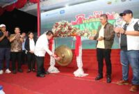 Wali Kota Pematangsiantar membuka Festival Rakyat dan Nobar Piala Dunia 2026 di Lapangan Adam Malik.