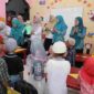 Ketua TP PKK Kabupaten Asahan mengunjungi PAUD Sentang.
