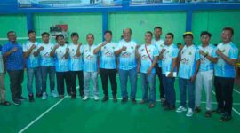 Bupati Asahan usai membuka Turnamen Bulutangkis Piala Bupati Semi Open 2026