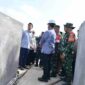 Wapres Gibran meninjau pembangunan Jembatan Way Bungur di Lampung Timur.