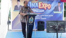 upati Asahan Taufik Zainal Abidin membuka Expo Inovasi UNA 2026.
