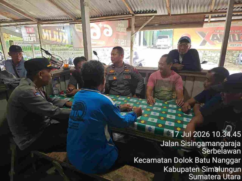 Polsek Dolok Batu Nanggar menyerap aspirasi warga melalui Jumat Curhat di Serbalawan