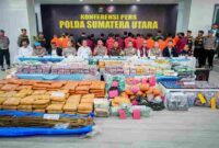 Polda Sumut mengungkap 3.865 kasus narkoba pada Semester I 2026 dengan 4.628 tersangka dan menyita sekitar 5,3 ton barang bukti berbagai jenis.