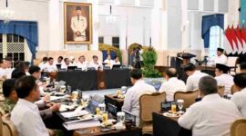Presiden Prabowo Subianto menyampaikan taklimat pada Sidang Kabinet Paripurna (SKP) yang digelar di Istana Negara, Jakarta pada Senin, 20 Juli 2026.