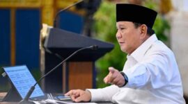 Presiden Prabowo Subianto menyampaikan taklimat pada Sidang Kabinet Paripurna (SKP) yang digelar di Istana Negara, Jakarta pada Senin, 20 Juli 2026. Foto: BPMI Setpres